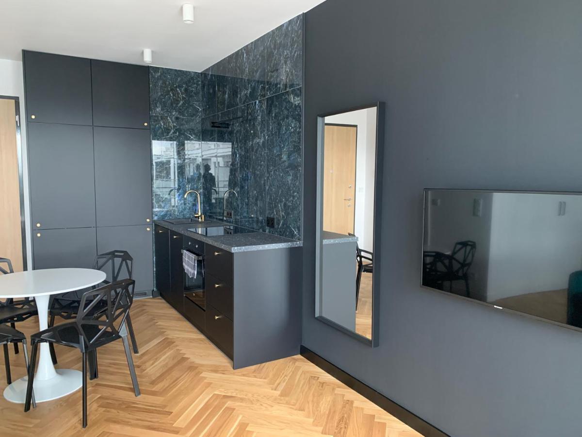 Apartamenty Wola Goleszowska Варшава Экстерьер фото